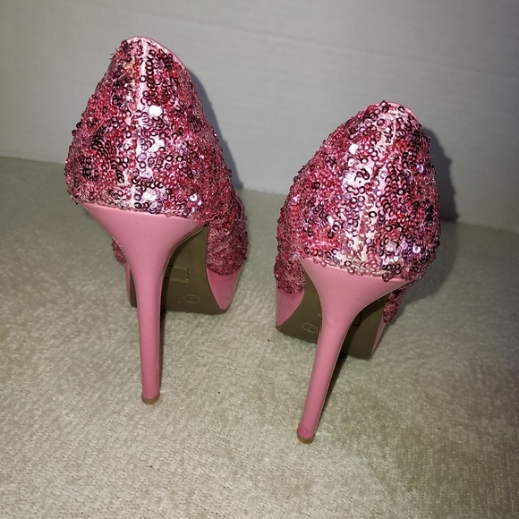 JustFab Adoria Pink Sequin Stilletos size 7 - Picture 5 of 9